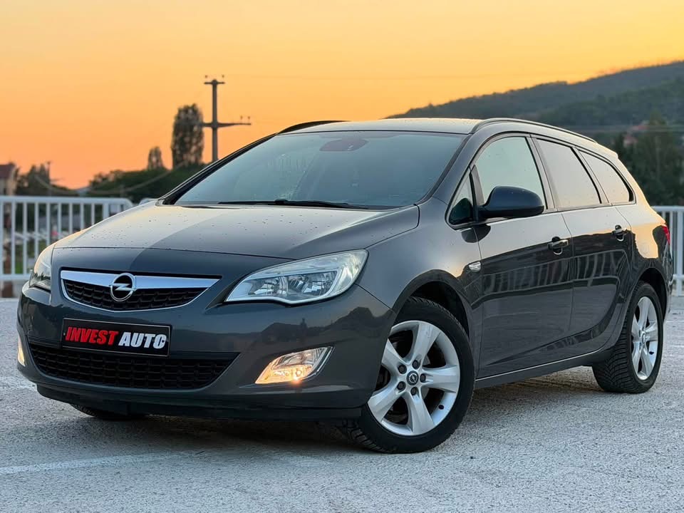 OPEL ASTRA SPORT TOURER